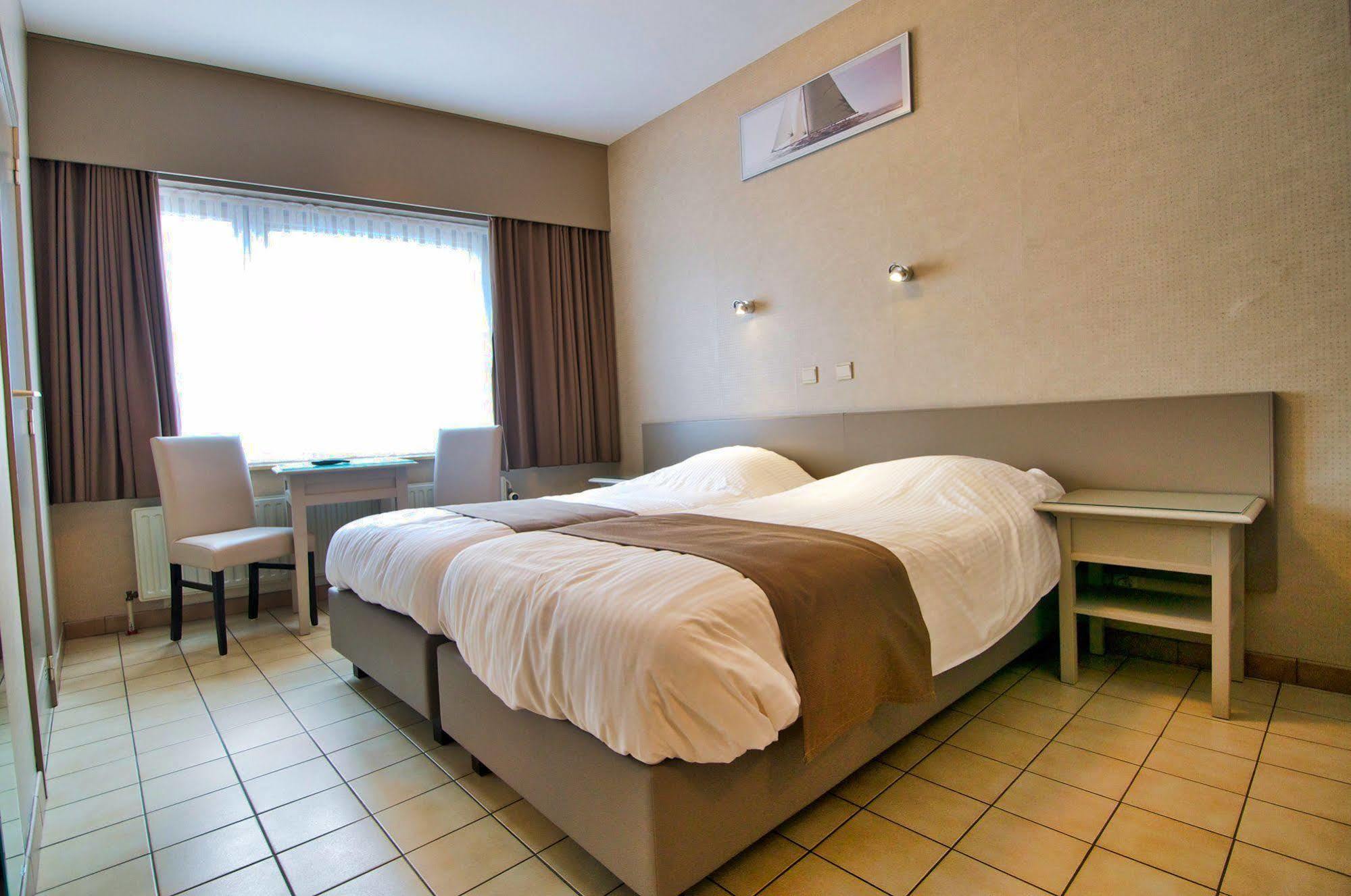 Hotel De Golf Bredene Ngoại thất bức ảnh