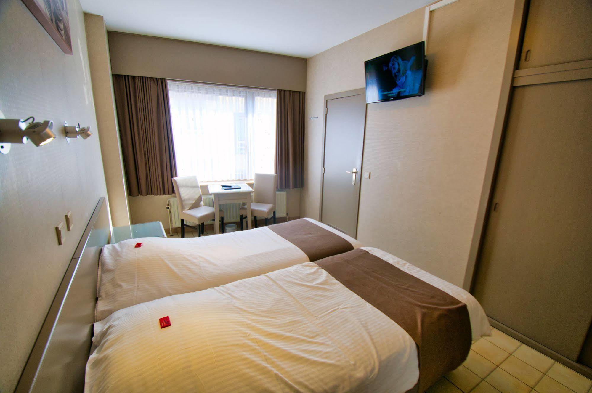 Hotel De Golf Bredene Ngoại thất bức ảnh