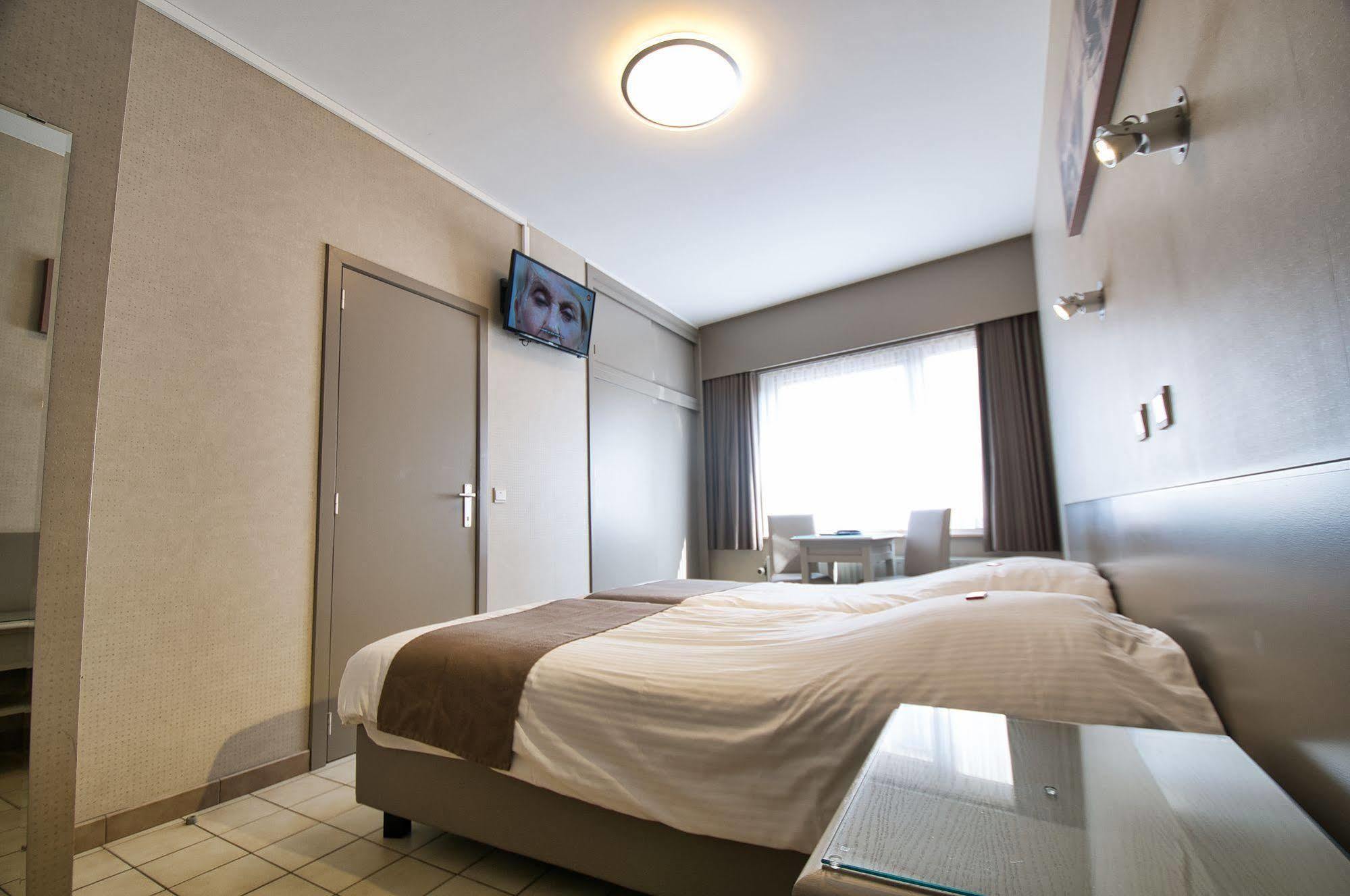 Hotel De Golf Bredene Ngoại thất bức ảnh