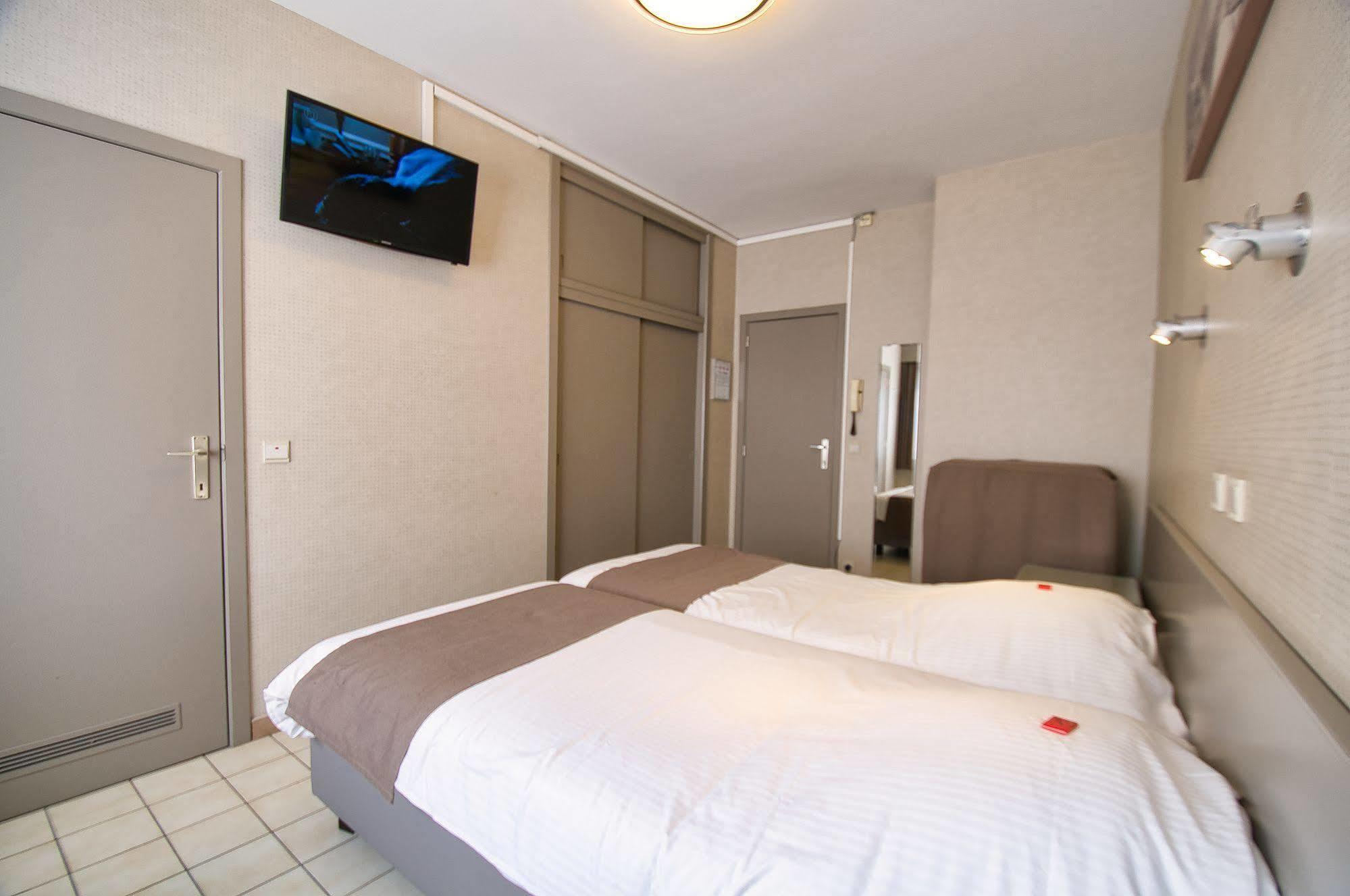 Hotel De Golf Bredene Ngoại thất bức ảnh